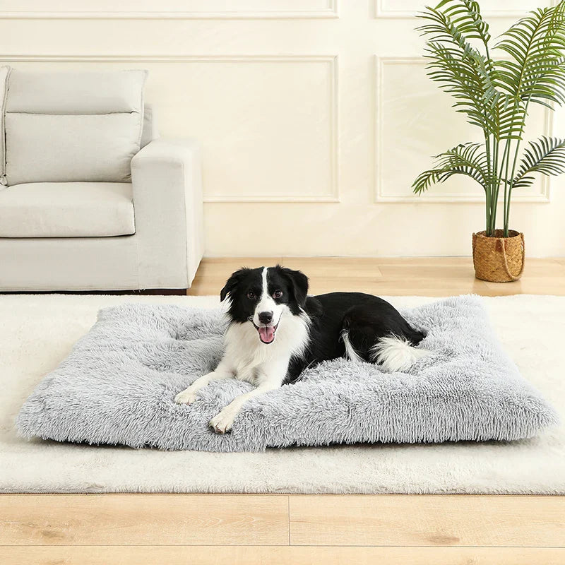 PawHaven Luxe Pluche Łóżko dla Psów i Kotów